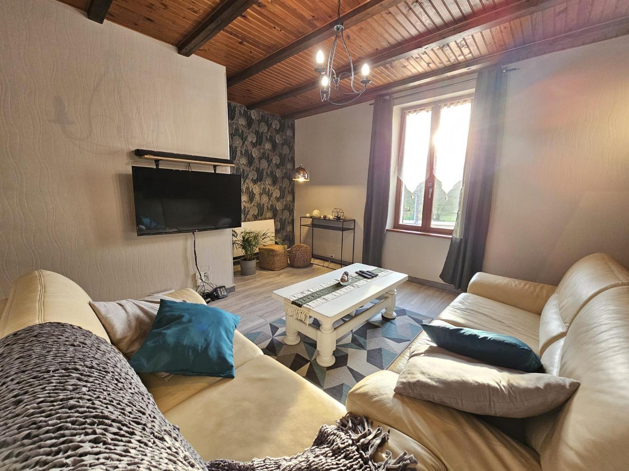 Le Cocon De La Houssiere Apartment Exterior photo